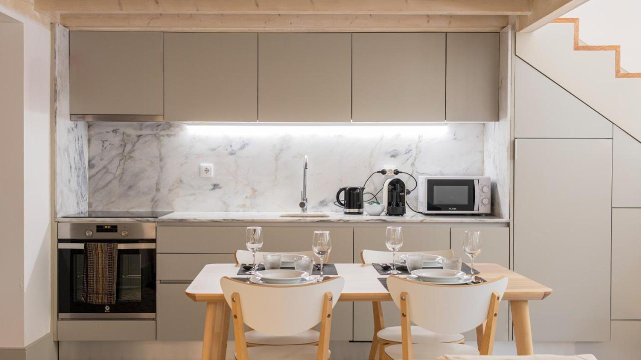Central Stunning Duplex W/ Patio By Lovelystay بورتو المظهر الخارجي الصورة