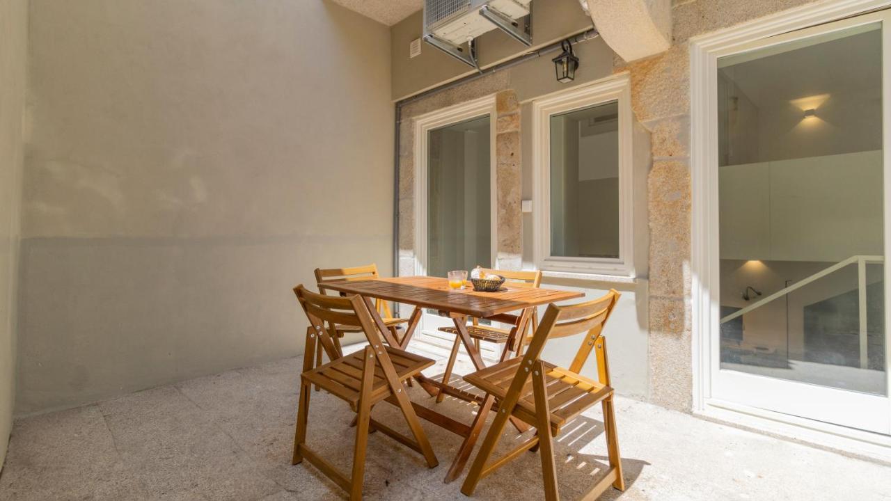 Central Stunning Duplex W/ Patio By Lovelystay بورتو المظهر الخارجي الصورة